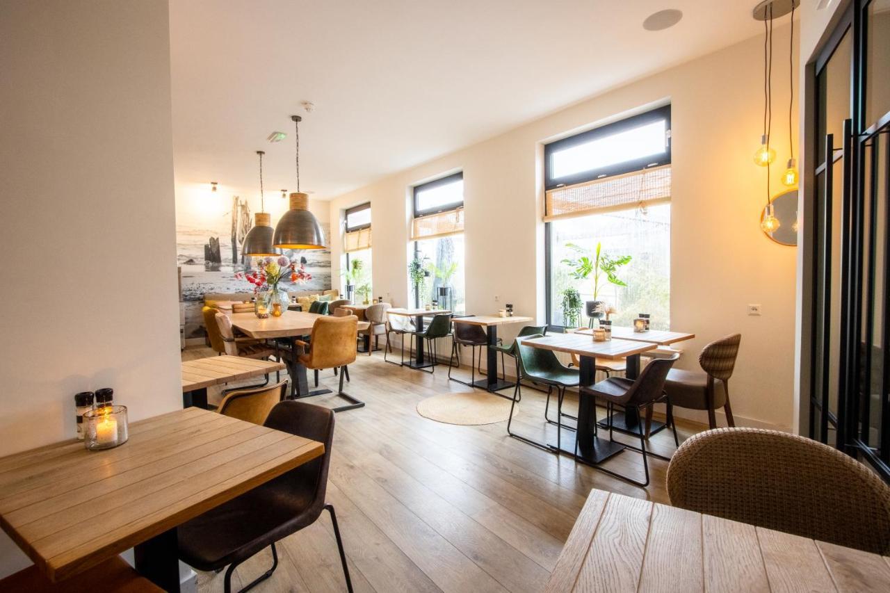 Hotel Neptunus Егмонд ан Зее Екстериор снимка